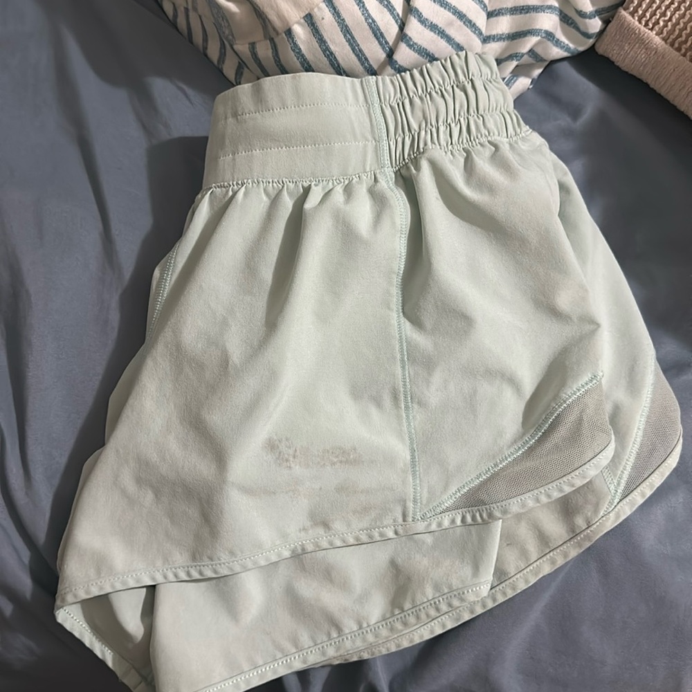 mint lulu shorts